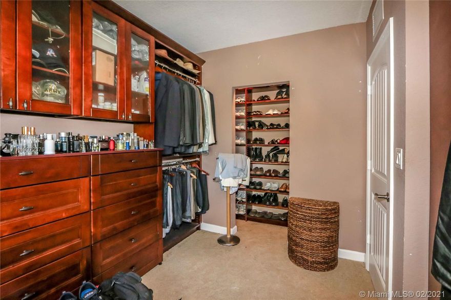 Outstanding "Lakefront" Opportunity! Spacious 4 Bedrooms 3 Baths. Tile living Areas, Upstairs Carpeted, 1 Downstairs Bedroom/Bath. Huge Master Bedroom and Walk-In Closet. Full Impacts Windows, Sprinkler System.
Association Approval NOT Required. Motivated Owner.... Let's Make a Deal.