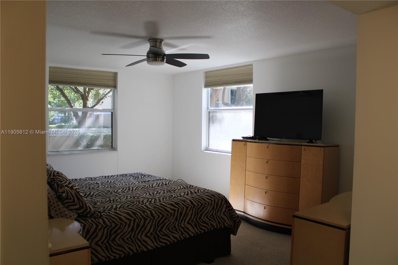 SHERIDAN BEACH CLUB CONDO - Residential Lease