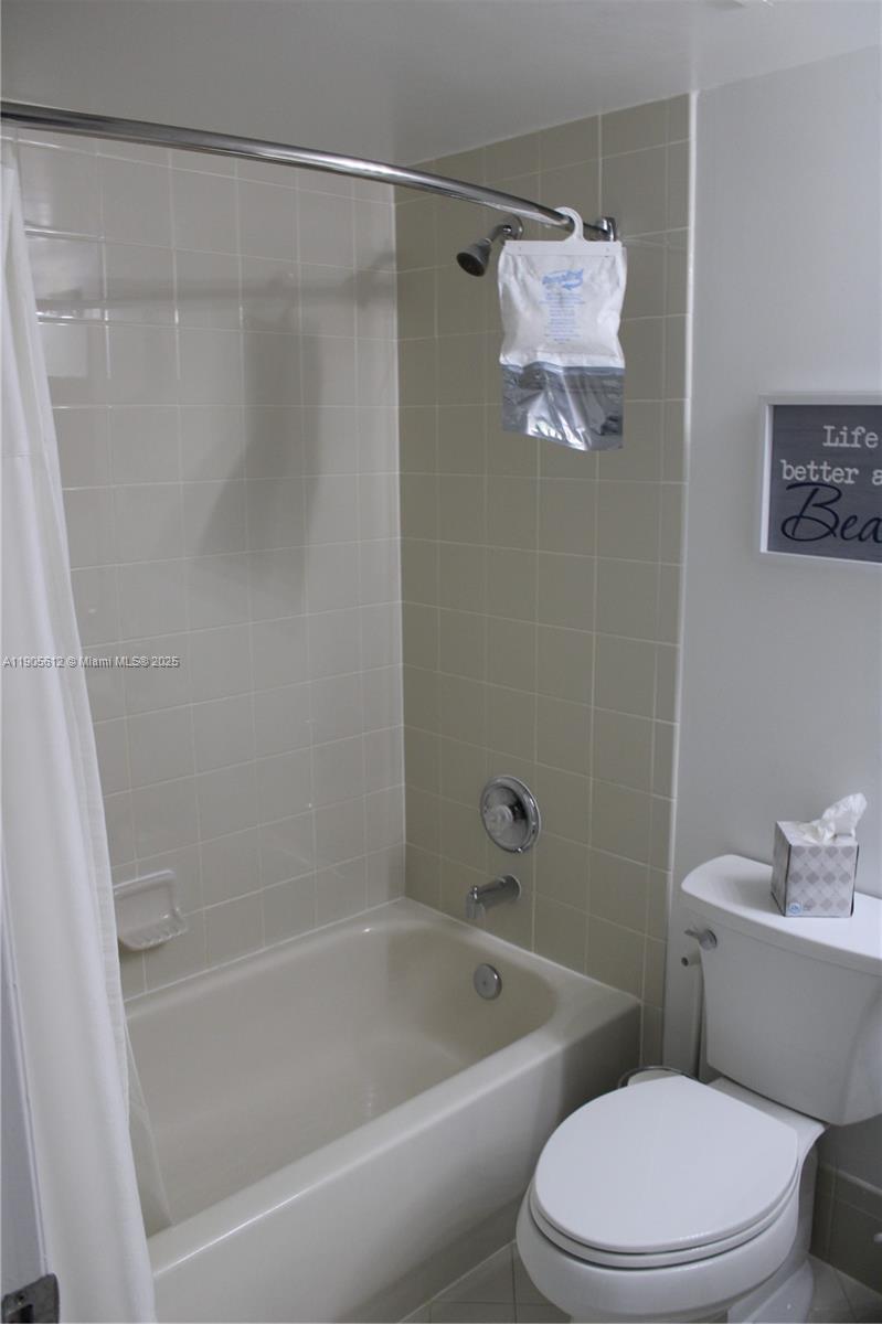 SHERIDAN BEACH CLUB CONDO - Residential Lease