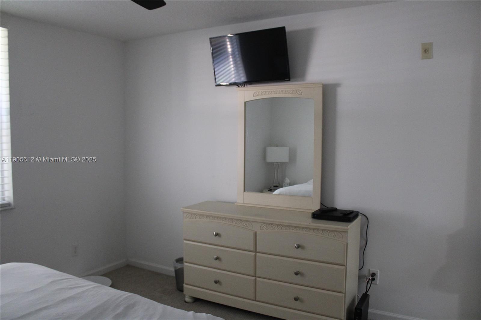 SHERIDAN BEACH CLUB CONDO - Residential Lease