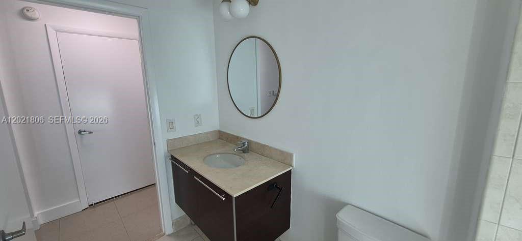 1900 N Bayshore Dr 1610