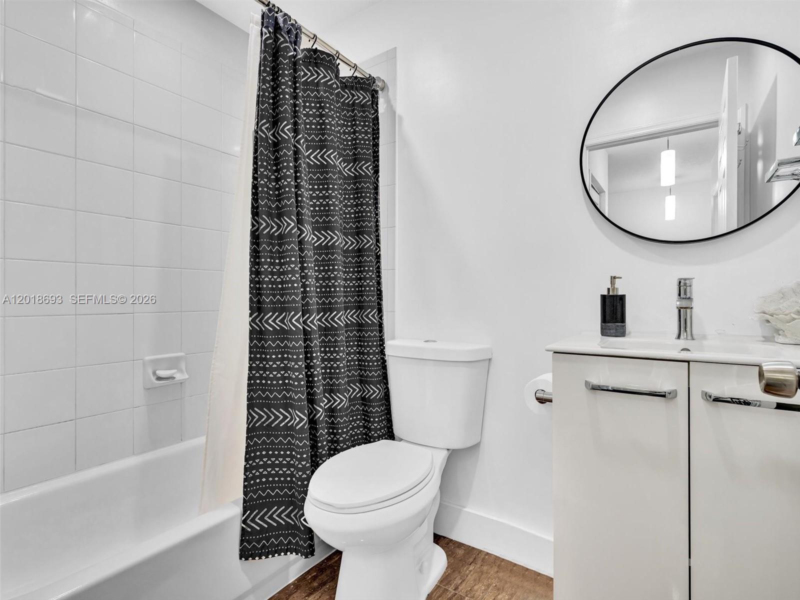 LAS BRISAS AT DORAL CONDO - Residential