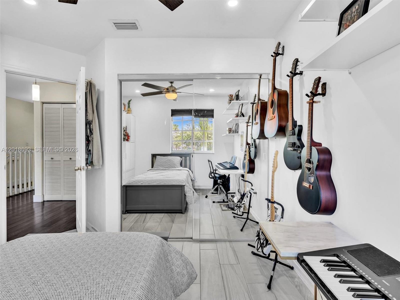 LAS BRISAS AT DORAL CONDO - Residential