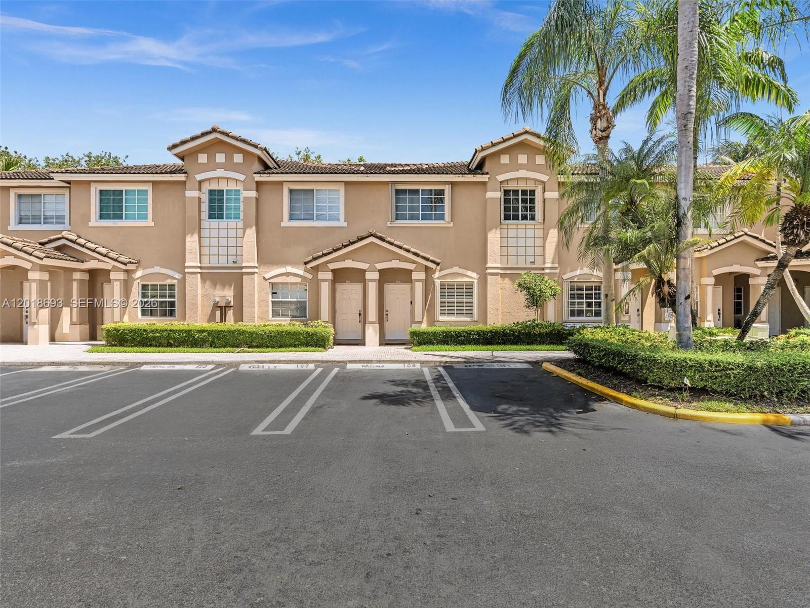 LAS BRISAS AT DORAL CONDO - Residential