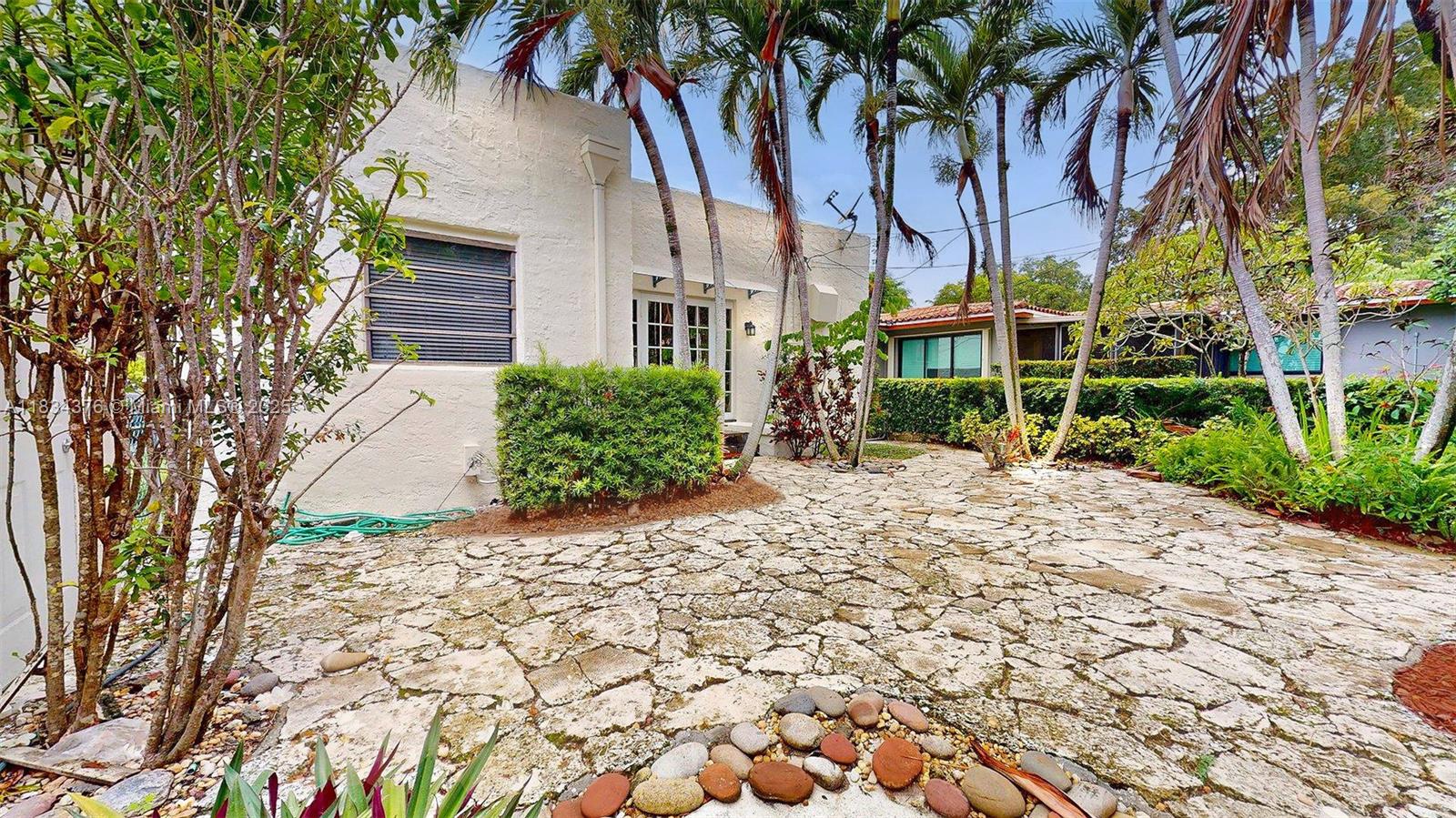 C GABLES GRANADA SEC REV - Residential