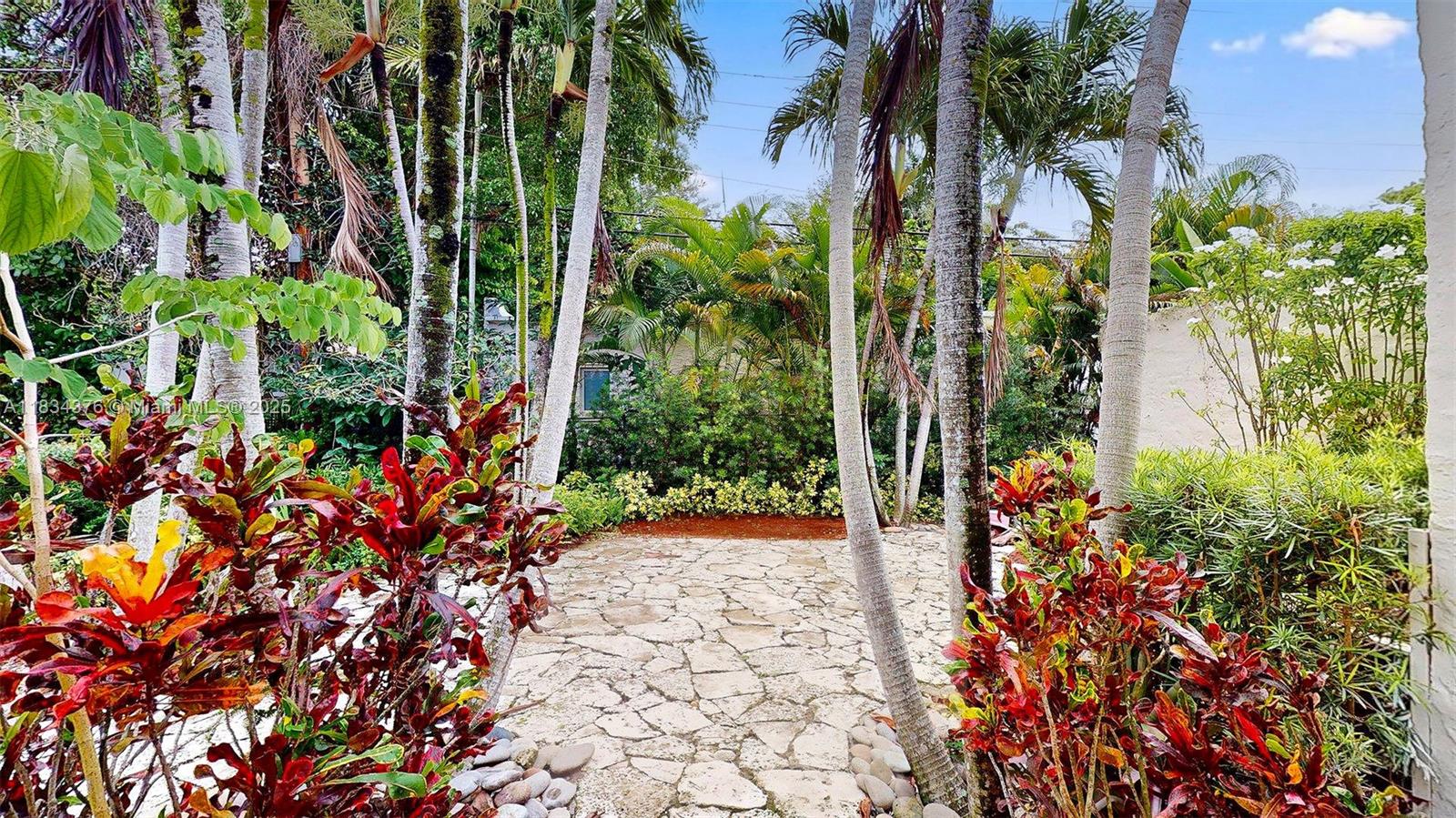 C GABLES GRANADA SEC REV - Residential