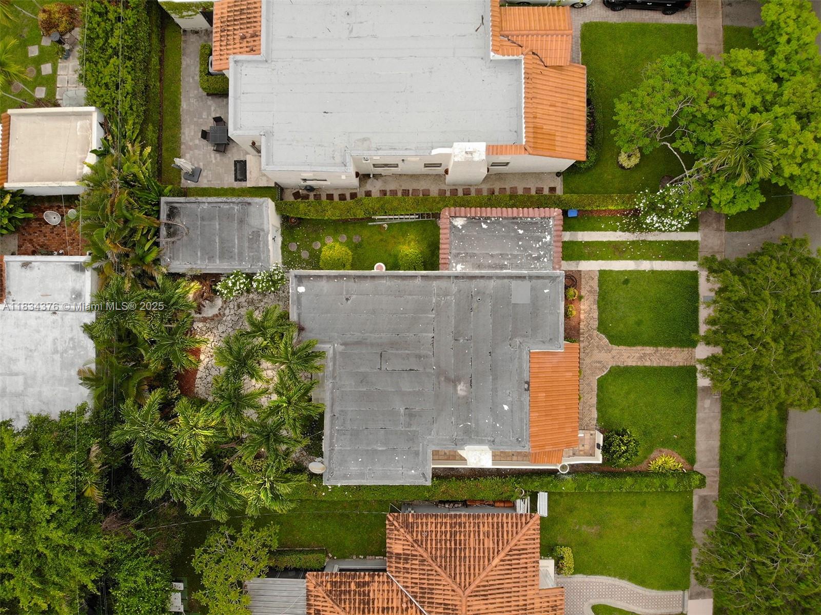 C GABLES GRANADA SEC REV - Residential