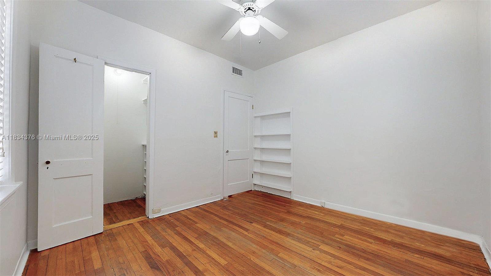 C GABLES GRANADA SEC REV - Residential