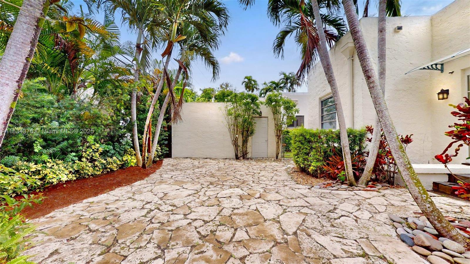 C GABLES GRANADA SEC REV - Residential