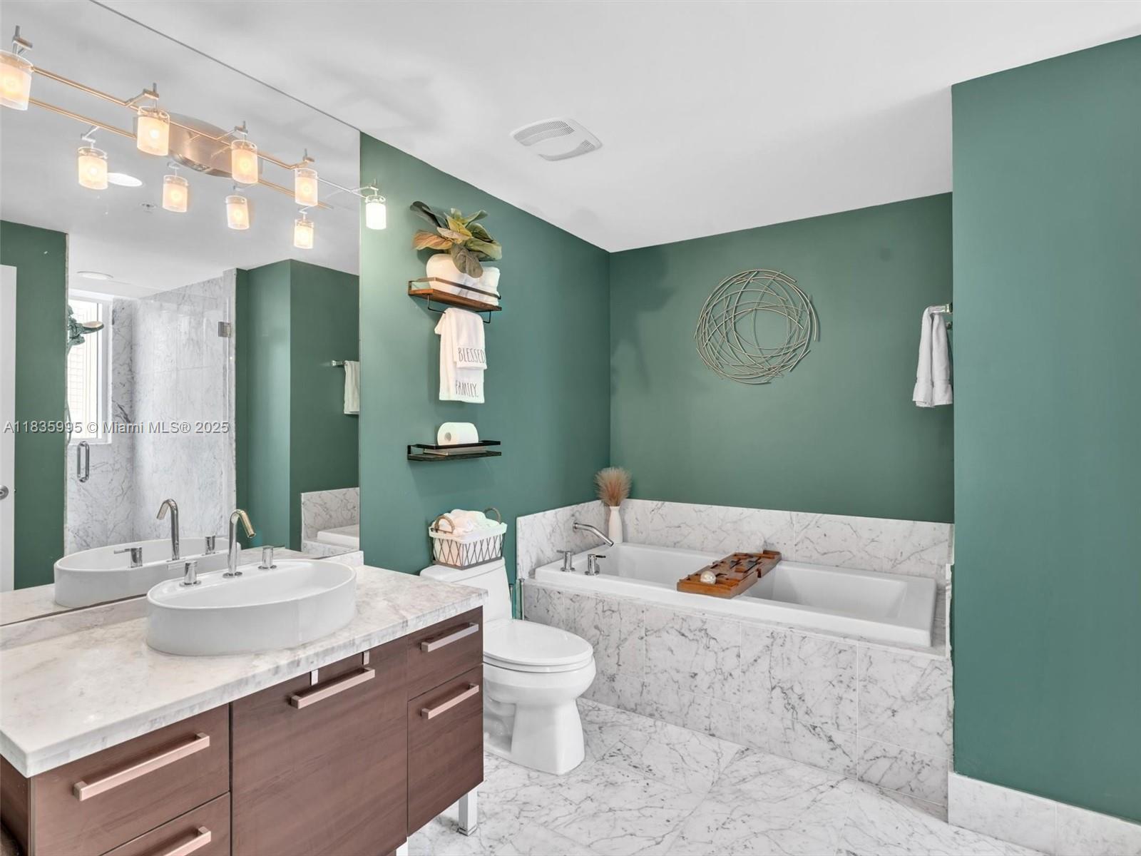 VIZCAYNE SOUTH CONDO - Residential Lease