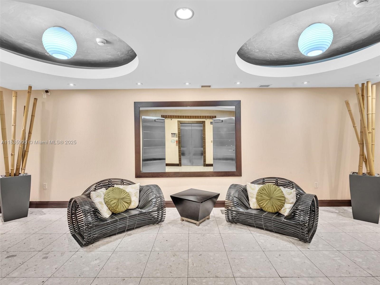 VIZCAYNE SOUTH CONDO - Residential Lease