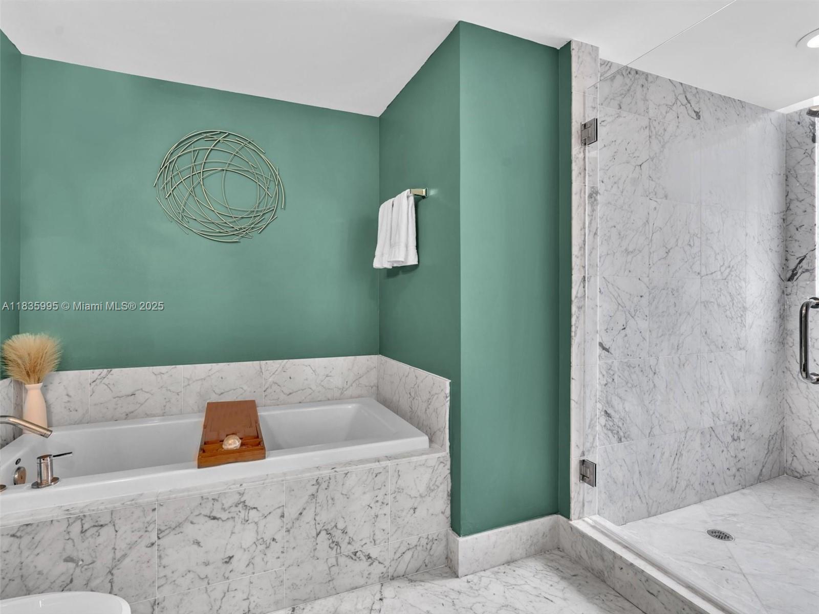 VIZCAYNE SOUTH CONDO - Residential Lease