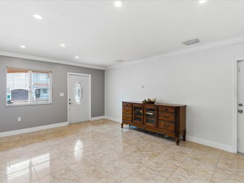 Tiny photo for 5982 SW 162nd Ct, Miami, FL 33193 (MLS # A12006807)