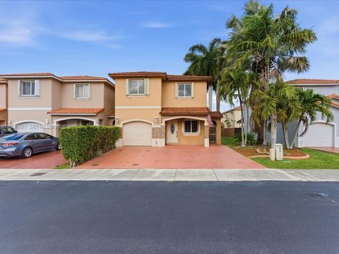 Tiny photo for 5982 SW 162nd Ct, Miami, FL 33193 (MLS # A12006807)