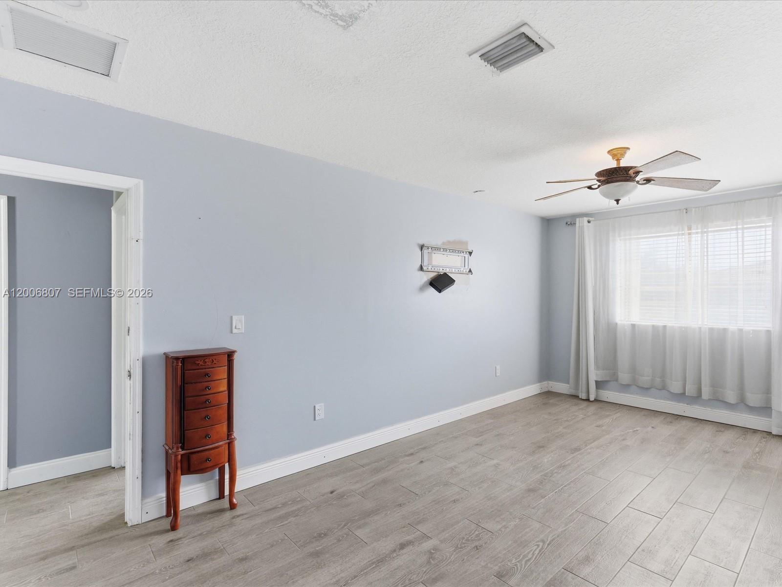 KINGDOM DREAM - Residential