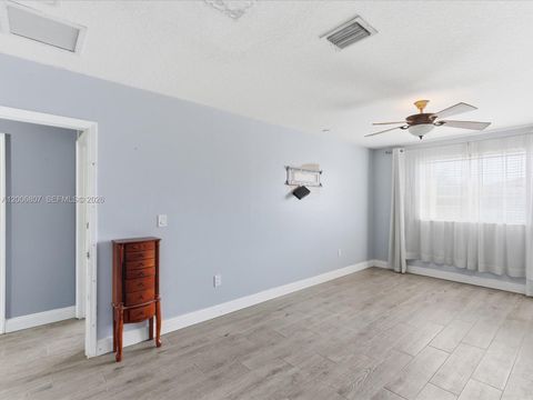 Tiny photo for 5982 SW 162nd Ct, Miami, FL 33193 (MLS # A12006807)