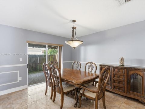 Tiny photo for 5982 SW 162nd Ct, Miami, FL 33193 (MLS # A12006807)