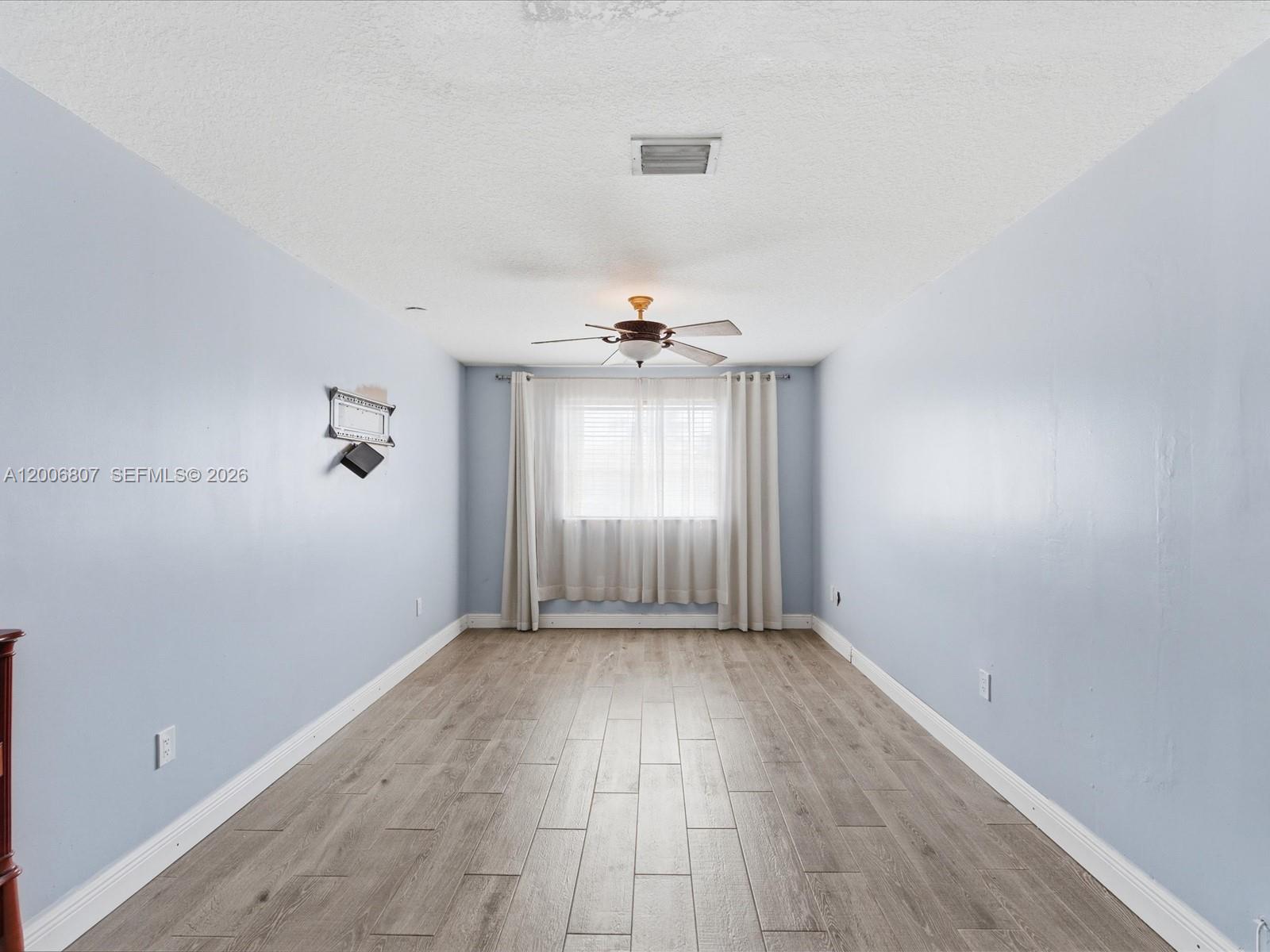 KINGDOM DREAM - Residential