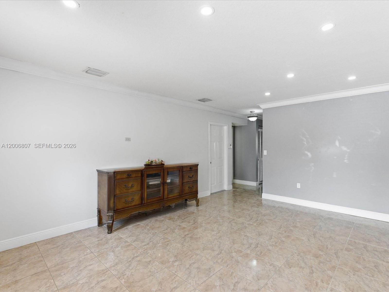 KINGDOM DREAM - Residential