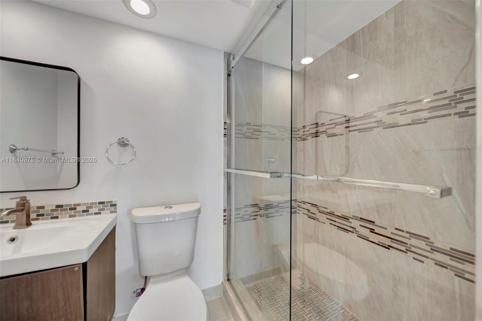 PARADISE BY THE SEA CONDO - Residential