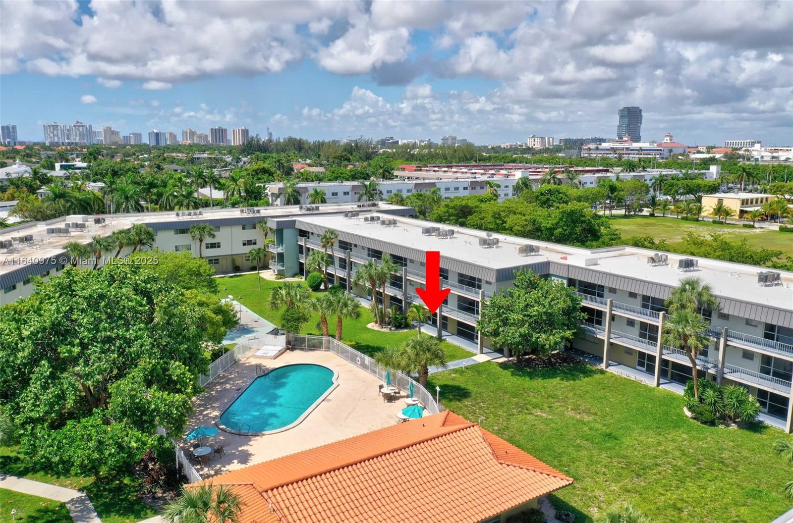 PARADISE BY THE SEA CONDO - Residential