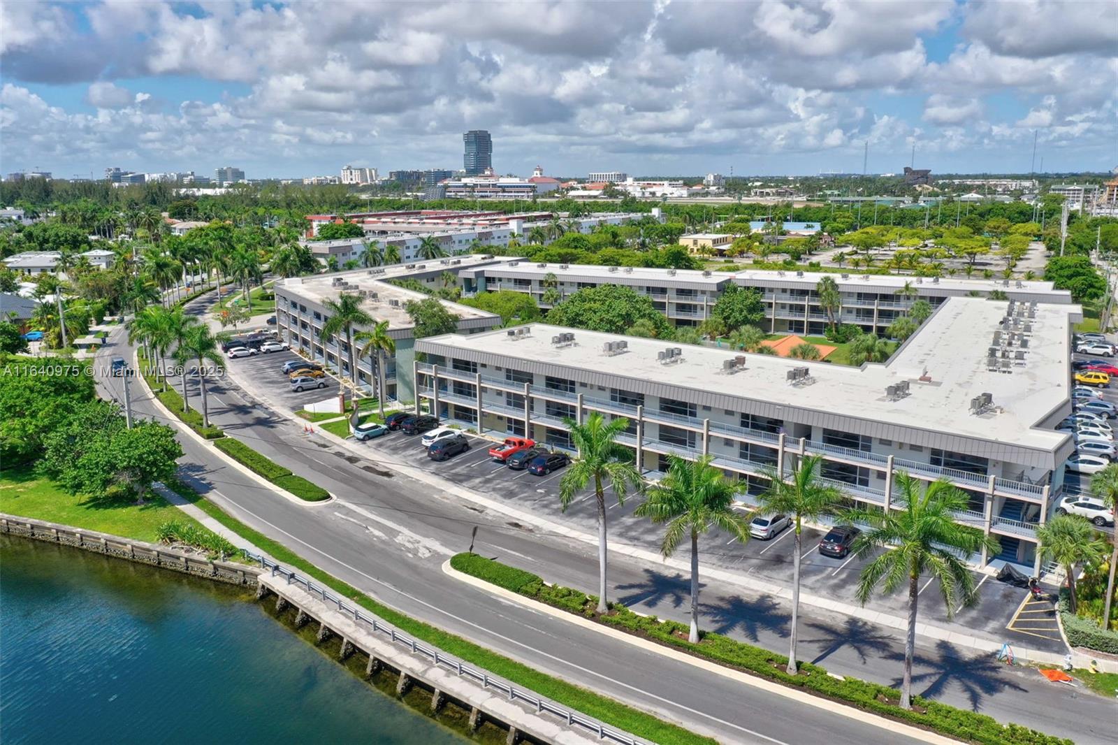 PARADISE BY THE SEA CONDO - Residential