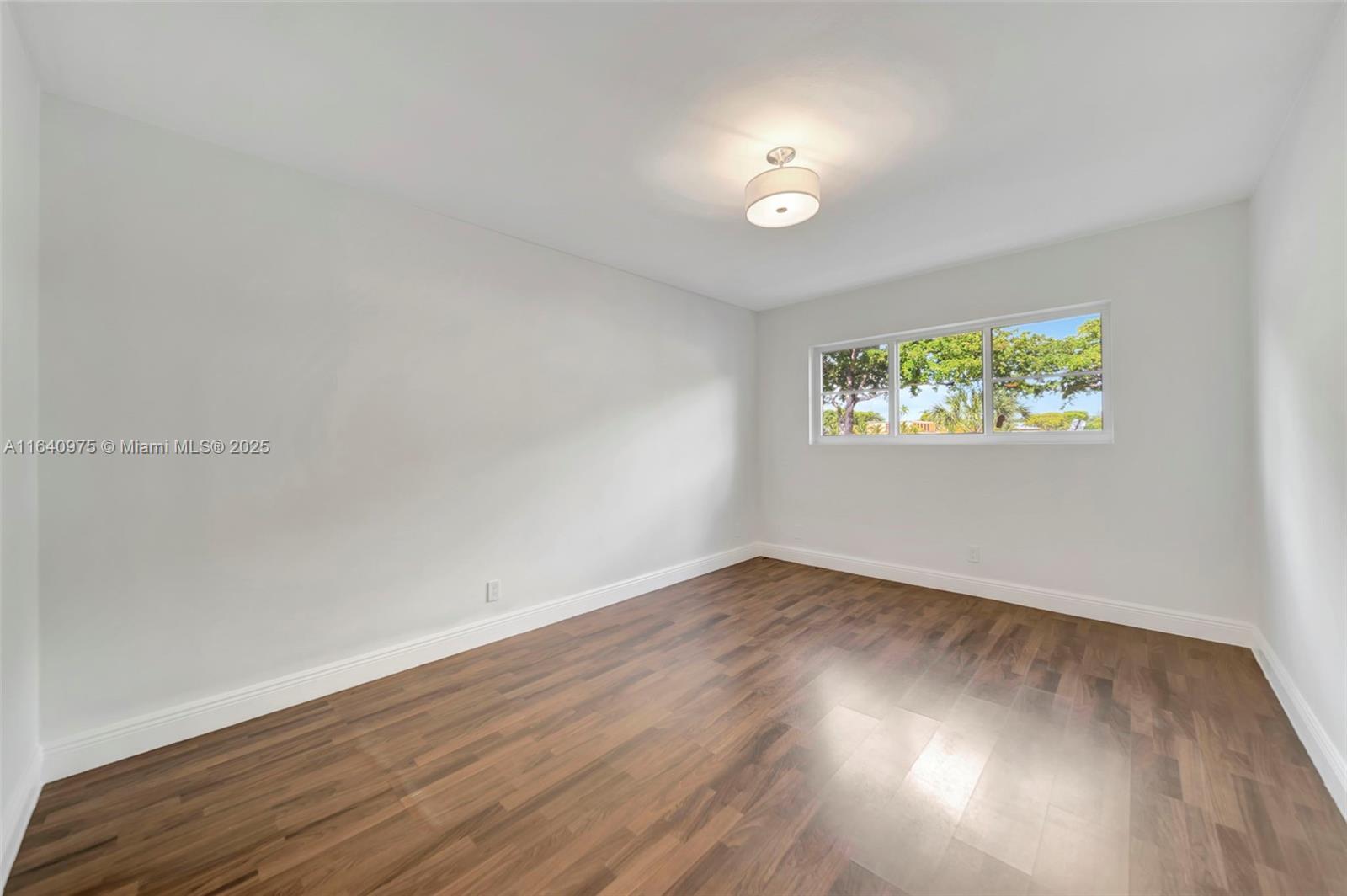 PARADISE BY THE SEA CONDO - Residential
