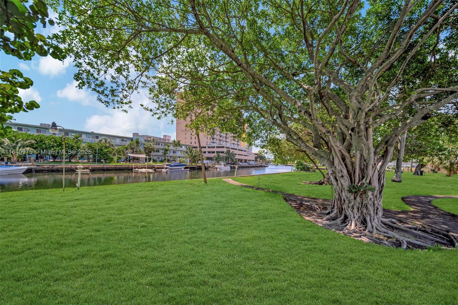 PARADISE BY THE SEA CONDO - Residential