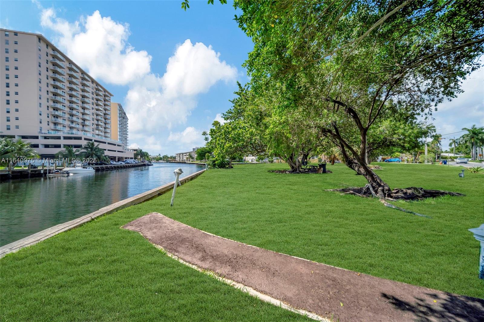 PARADISE BY THE SEA CONDO - Residential