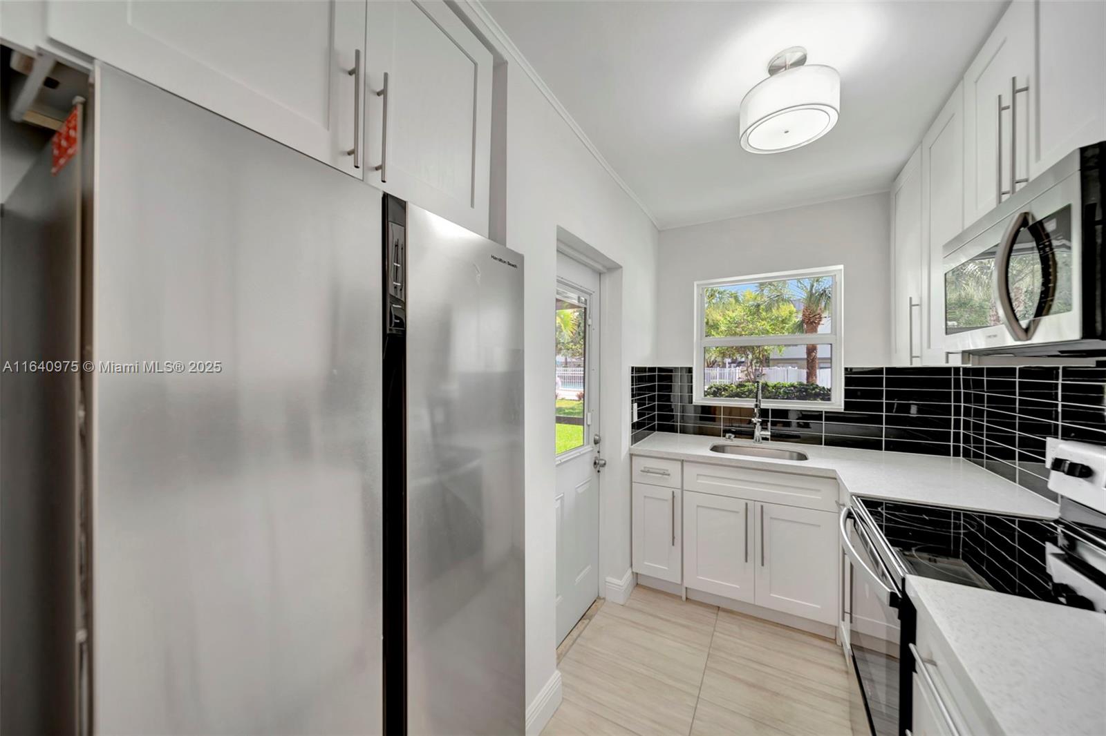 PARADISE BY THE SEA CONDO - Residential