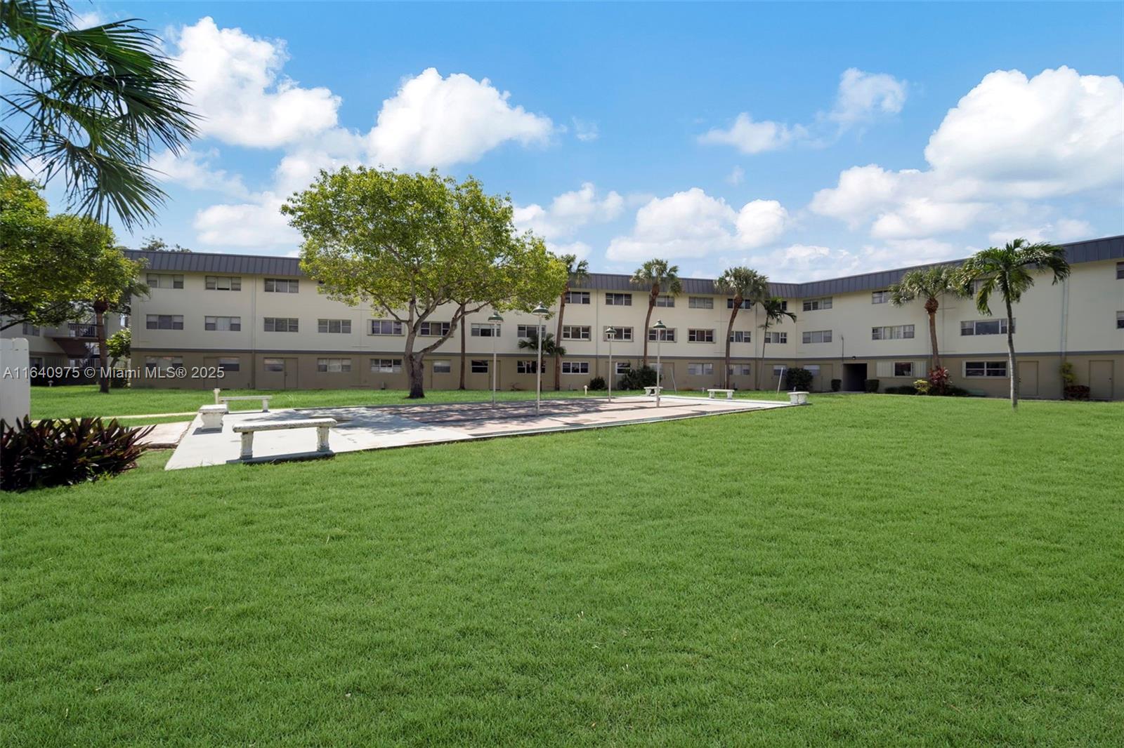PARADISE BY THE SEA CONDO - Residential