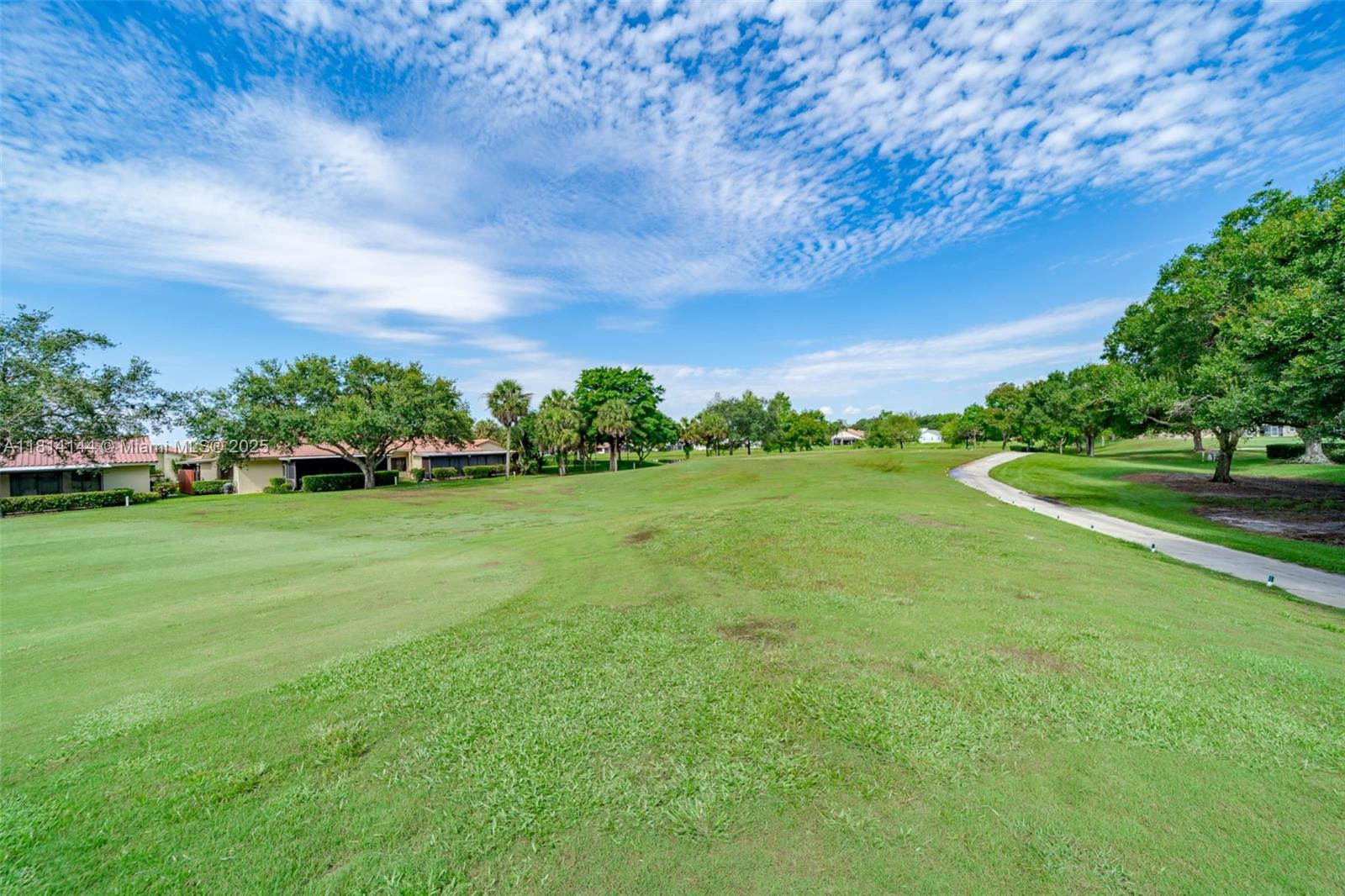 CONDO 8 OF SABAL PALM - Residential