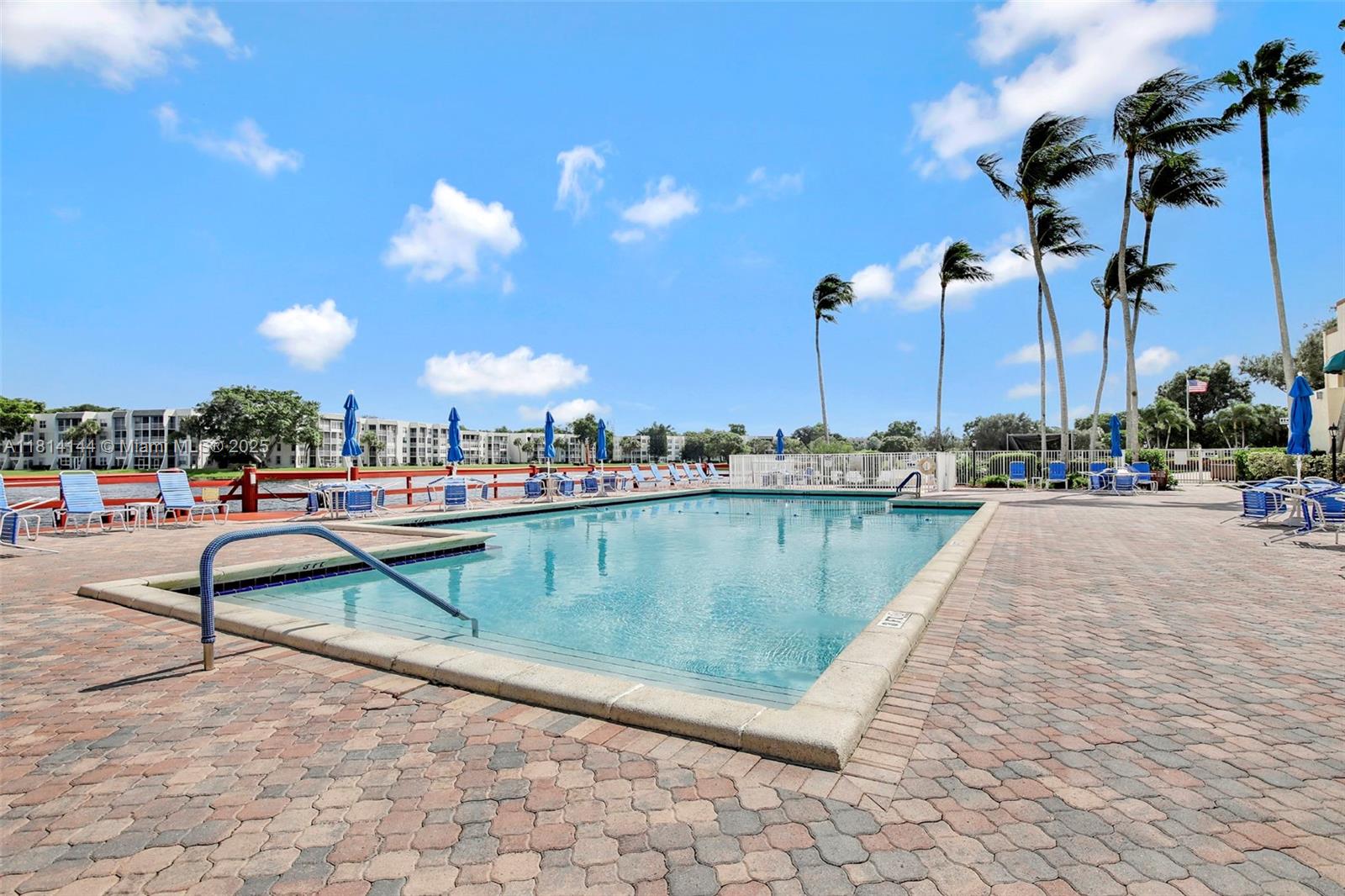 CONDO 8 OF SABAL PALM - Residential