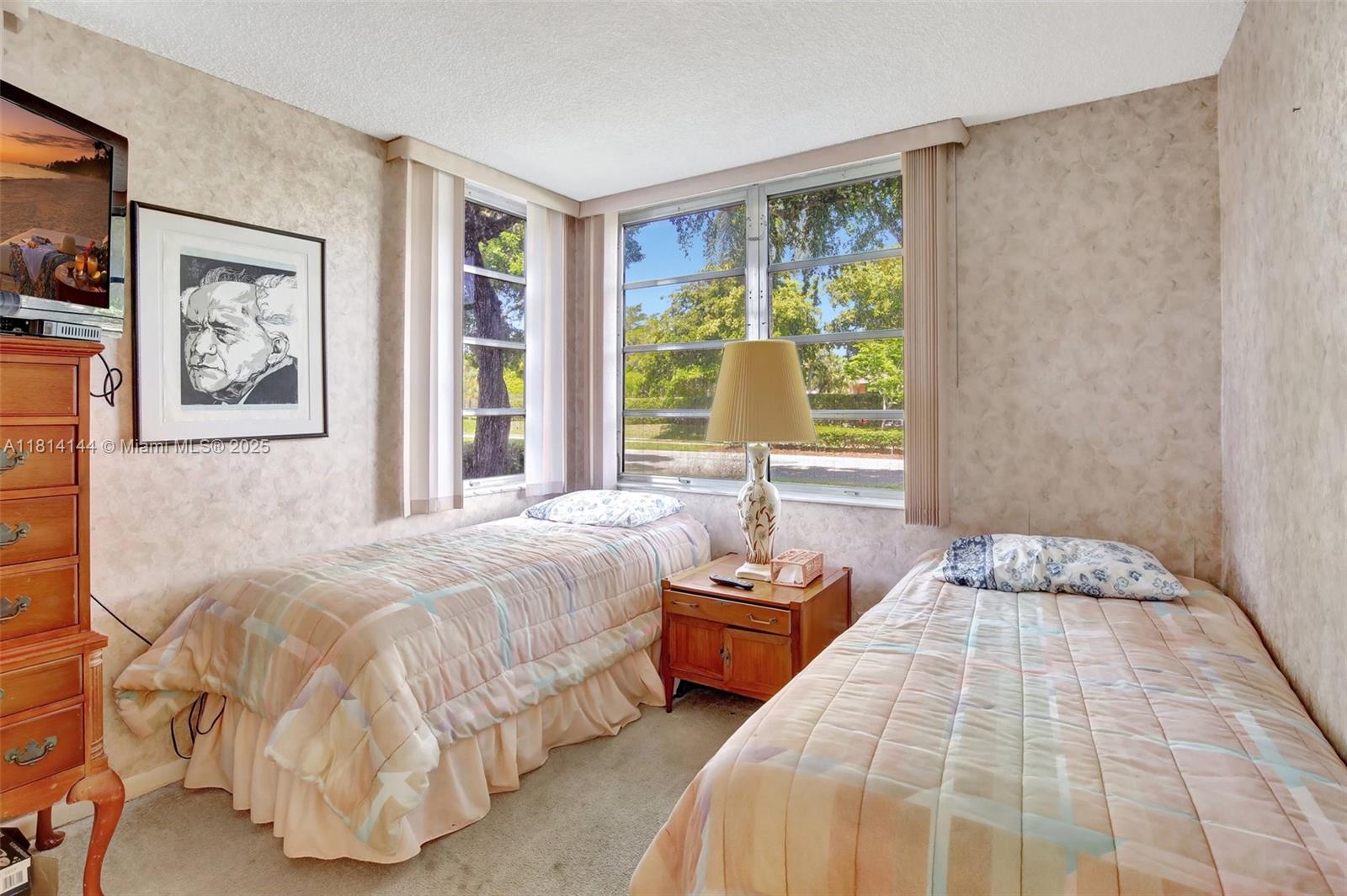 CONDO 8 OF SABAL PALM - Residential