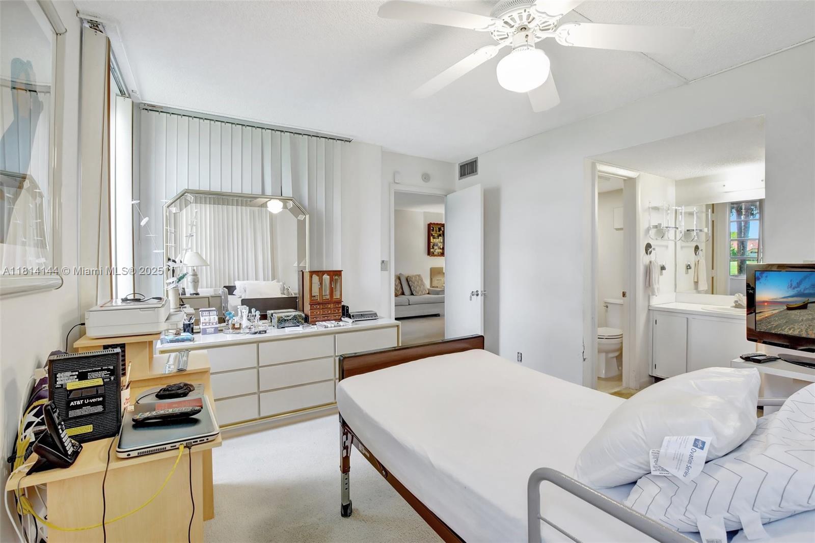 CONDO 8 OF SABAL PALM - Residential