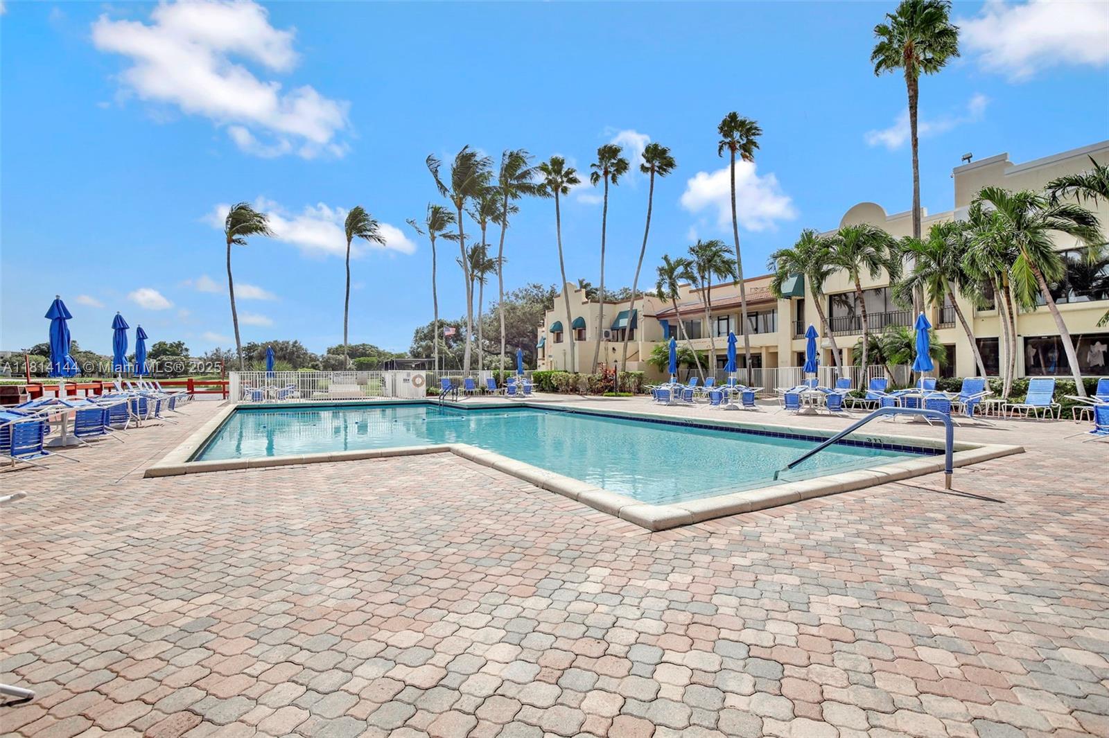 CONDO 8 OF SABAL PALM - Residential