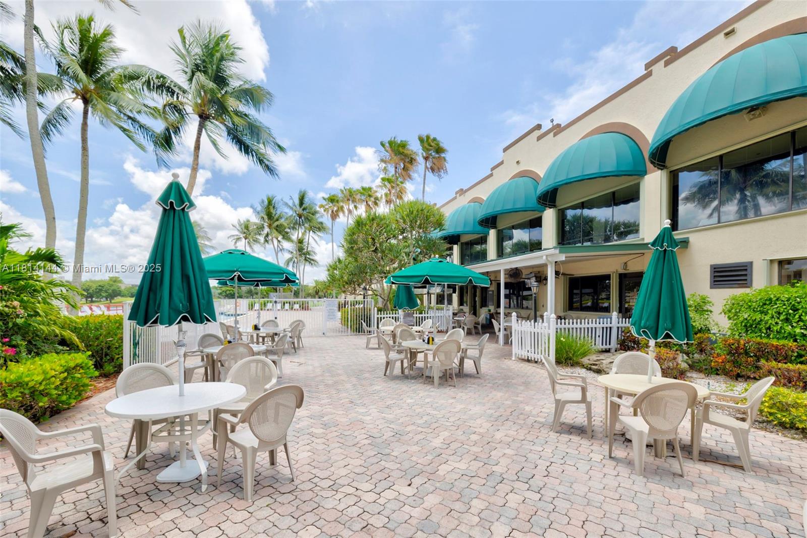 CONDO 8 OF SABAL PALM - Residential