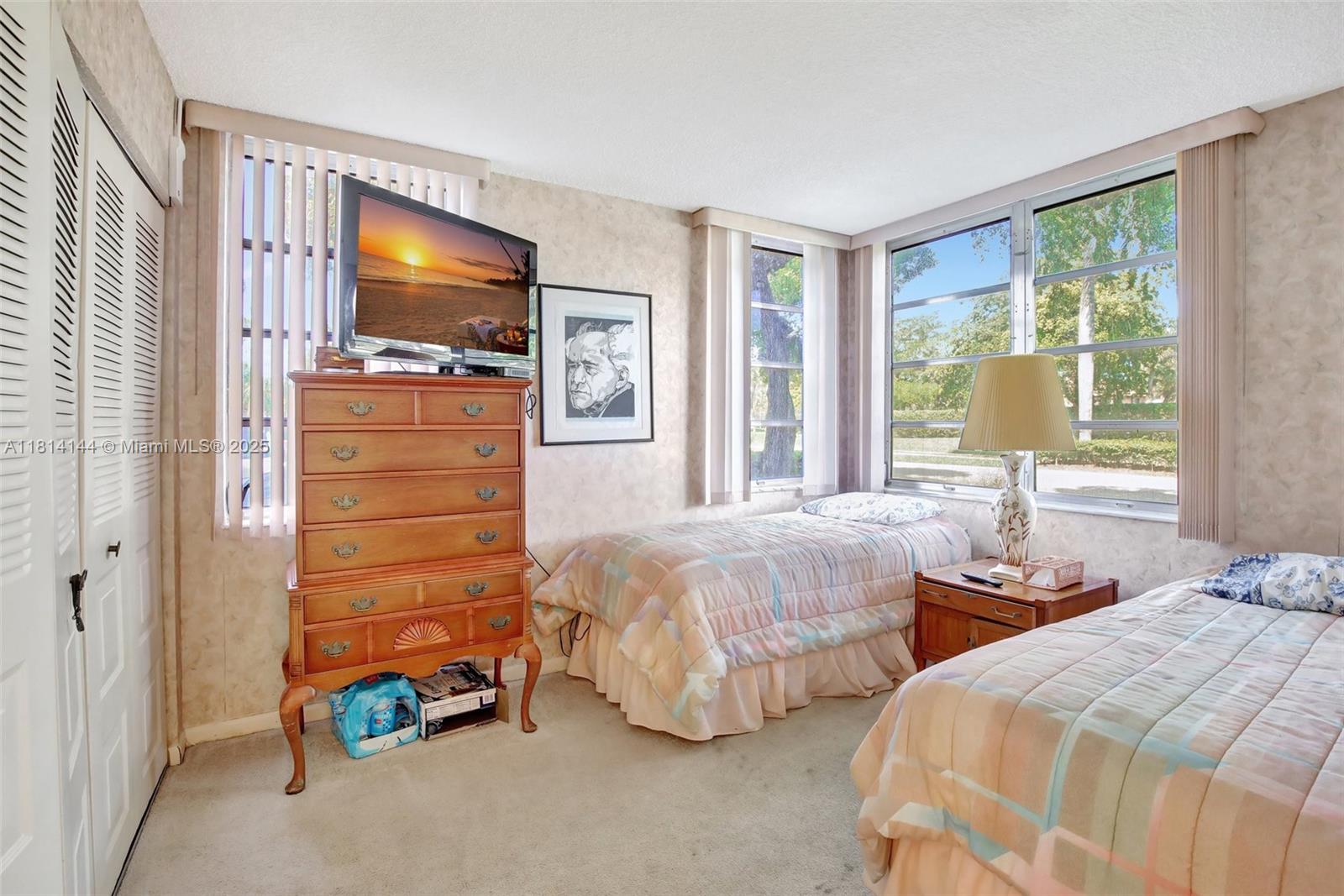 CONDO 8 OF SABAL PALM - Residential