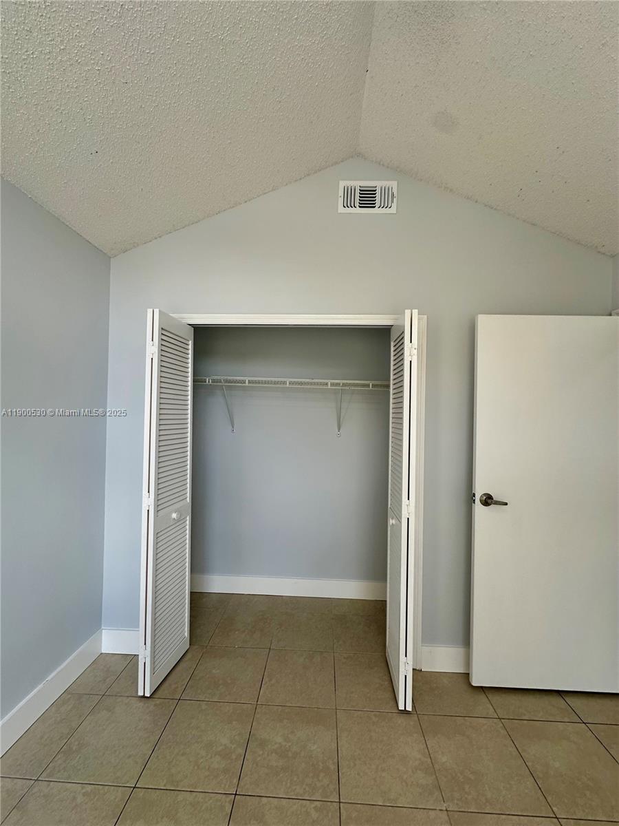 WOODSTREAM - Residential Lease