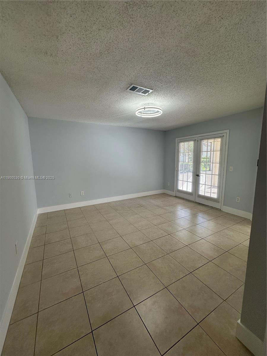WOODSTREAM - Residential Lease