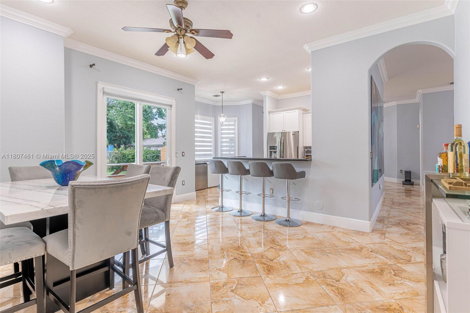 OLD COUNTRY ROAD ESTATES - Residential