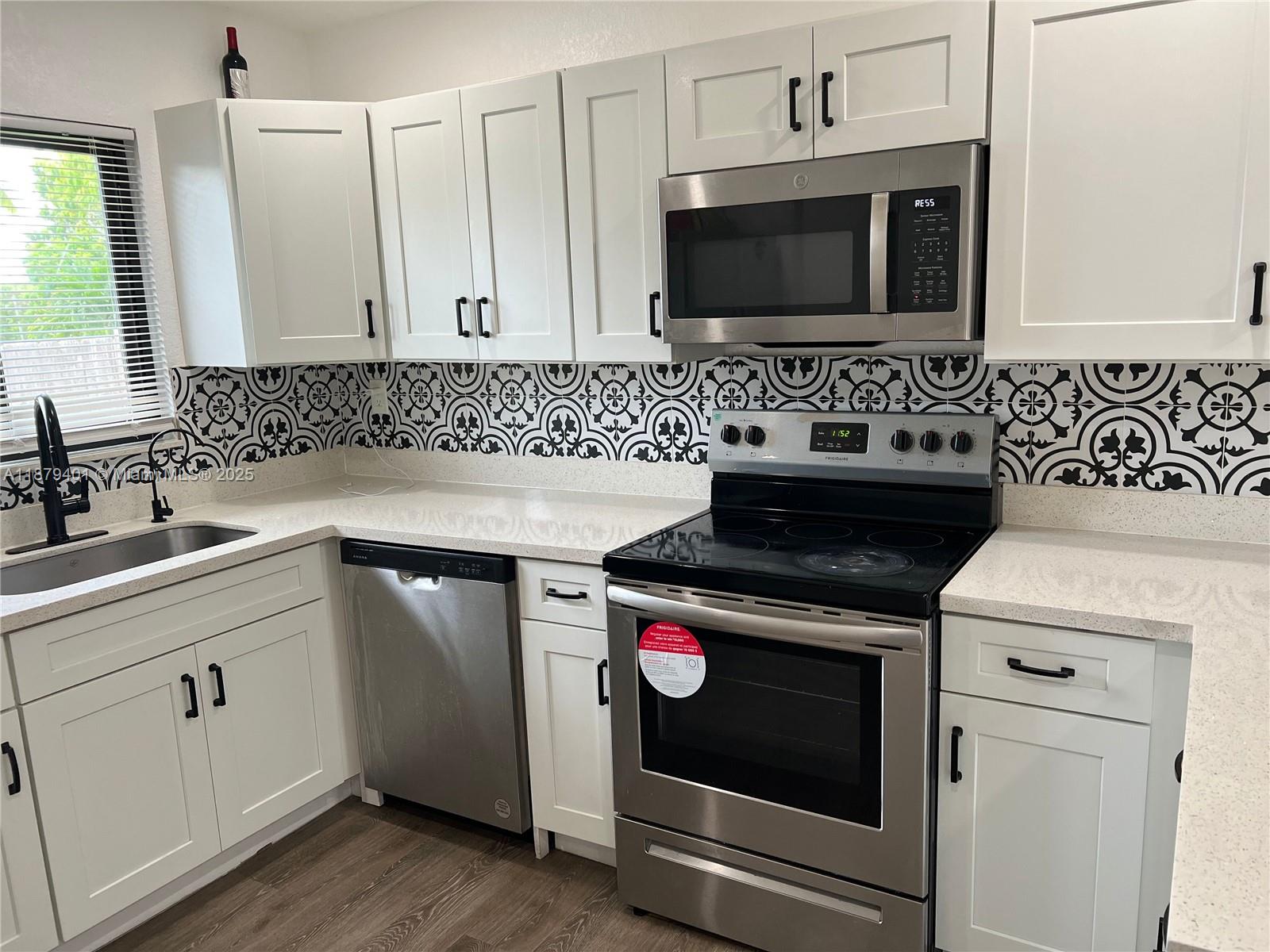 WEST CARVER RANCHES ADD N - Residential