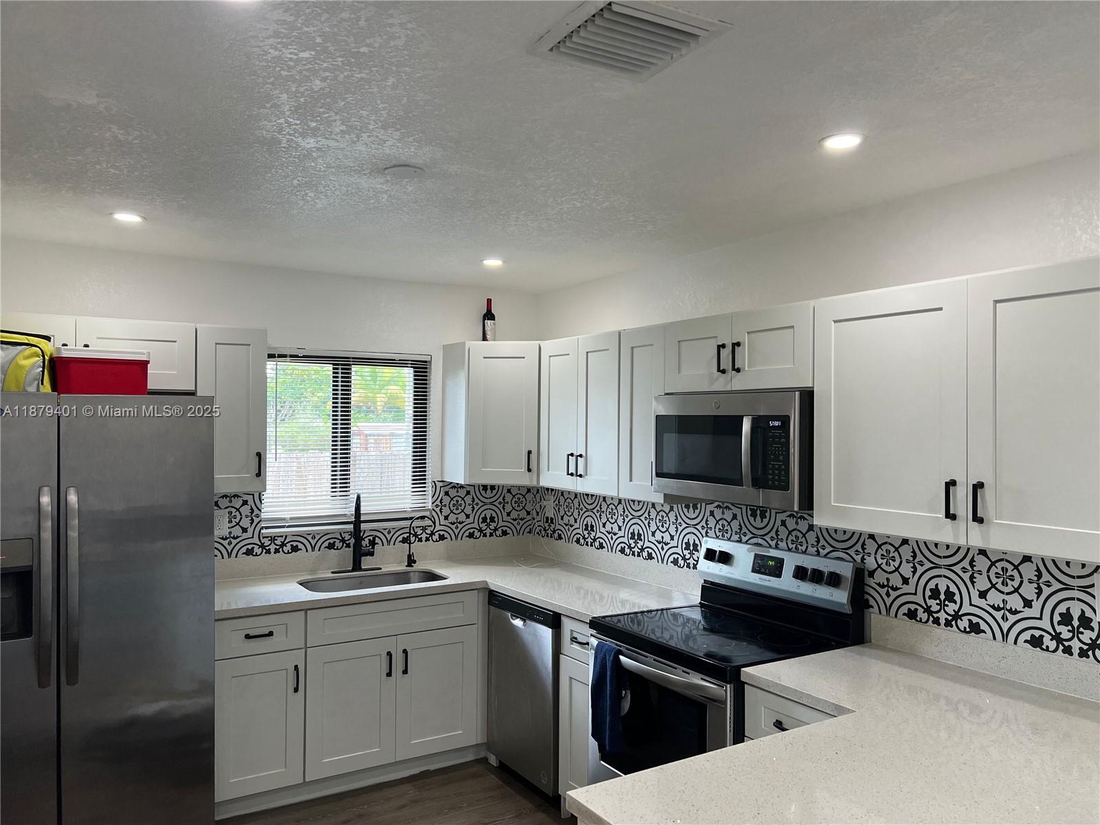 WEST CARVER RANCHES ADD N - Residential