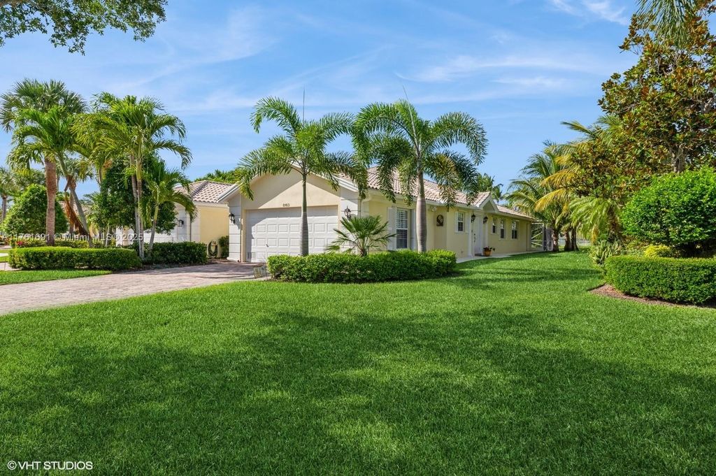Photo of 8163 Montserrat Pl, Wellington, FL 33414 (MLS # A11761691)