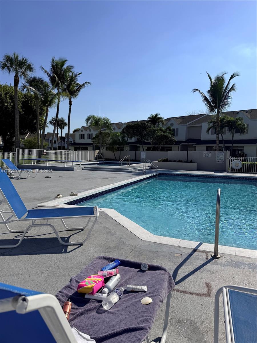 ANTIGUA AT CNTRY CLUBOF M - Residential Lease