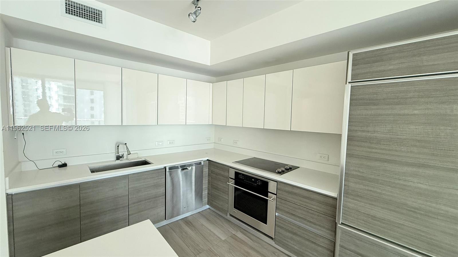 1100 S Miami Ave 1710