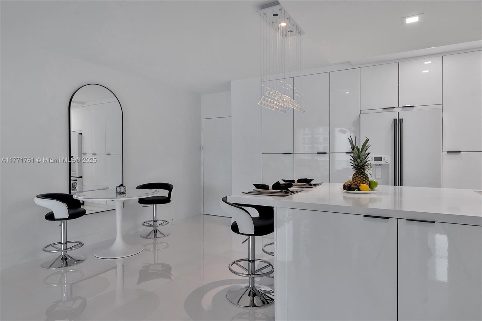 WAVE CONDO - Residential Lease