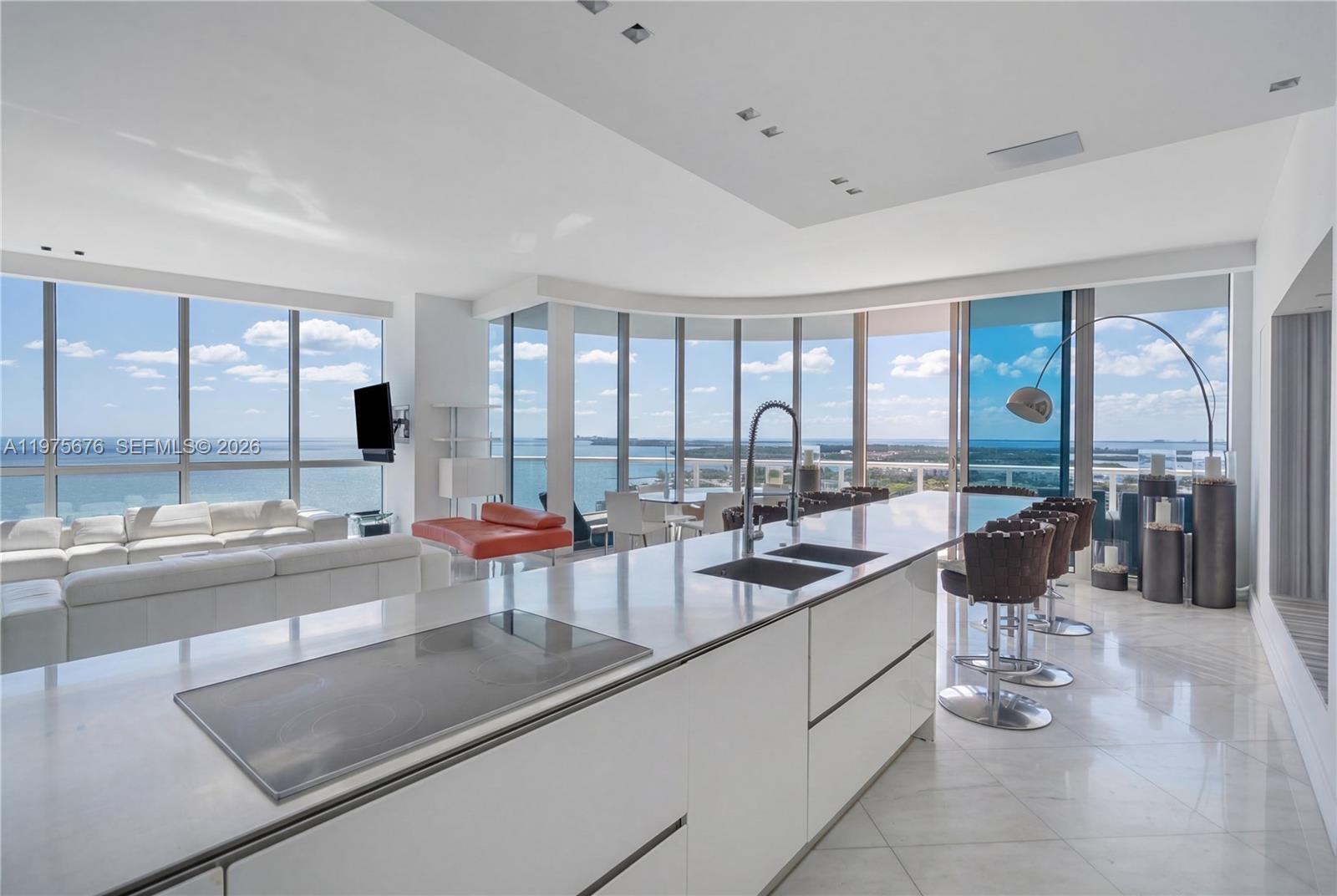 100 S Pointe Dr 2604