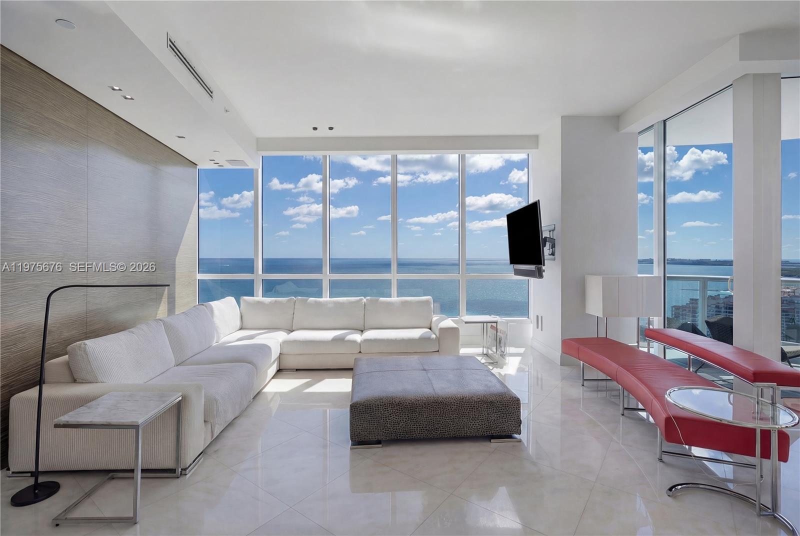 100 S Pointe Dr 2604