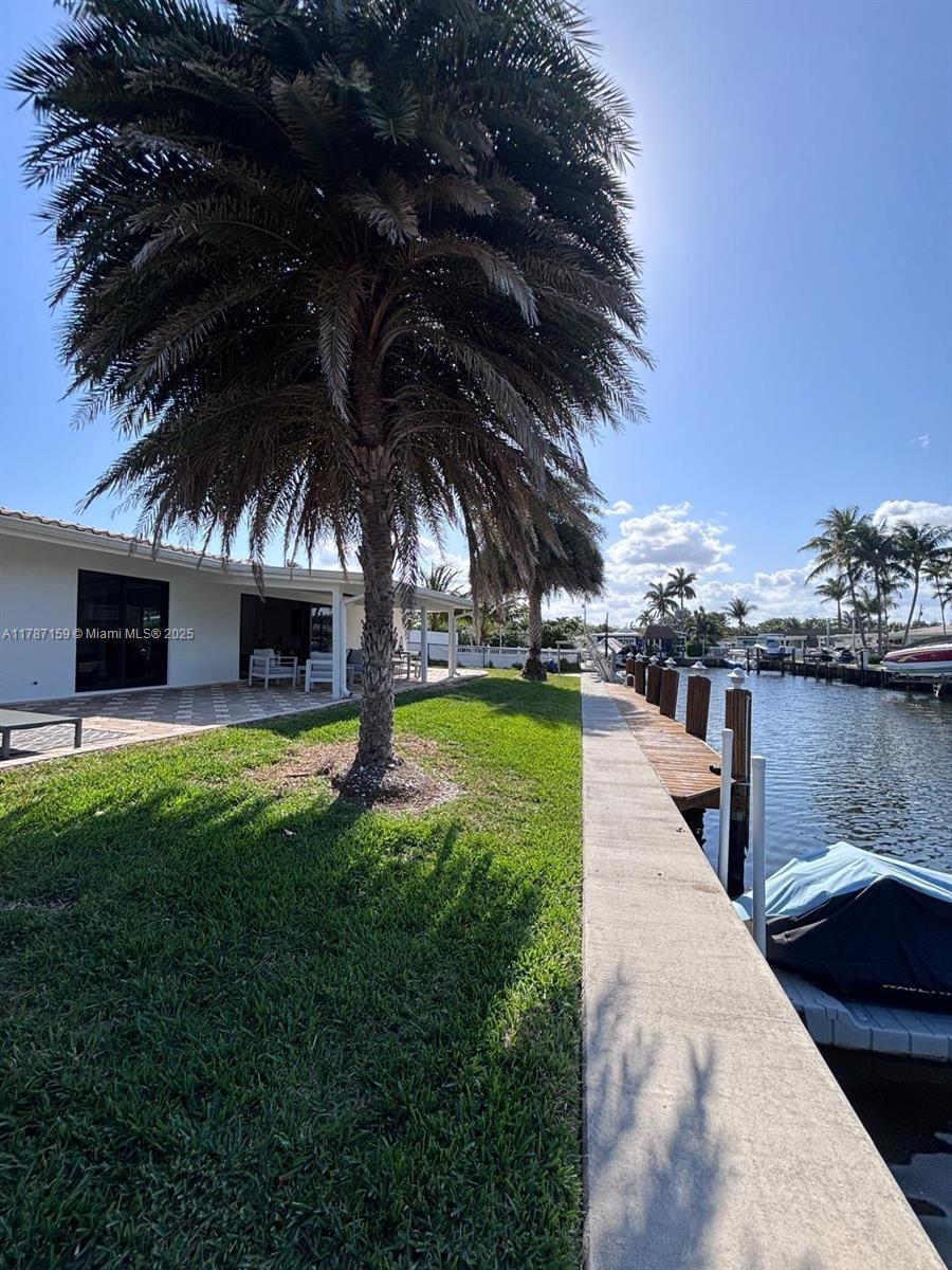 CORAL KEY VILLAS 2ND SEC - Residential